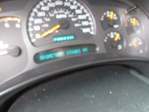 Victory Red 2004 Chevrolet Silverado 3500 LS