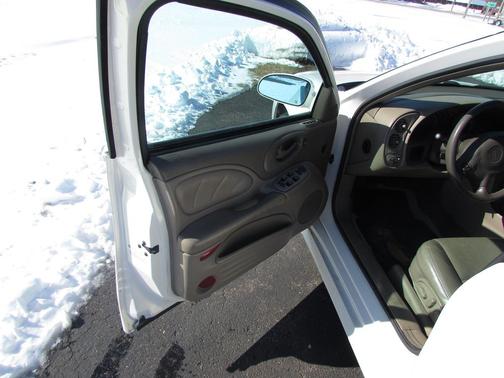 2005 Pontiac Bonneville SLE