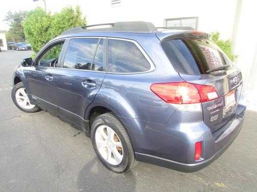 2013 Subaru Outback 2.5i Premium