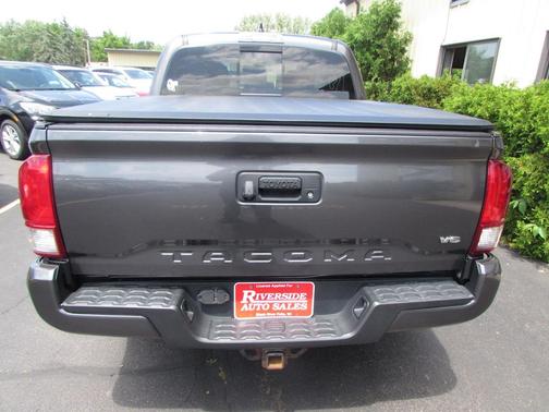 Magnetic Gray Metallic 2017 Toyota Tacoma TRD Sport