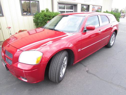 2005 Dodge Magnum RT