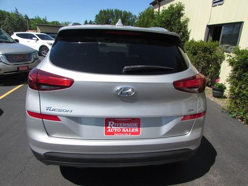 Stellar Silver 2020 Hyundai TUCSON Value