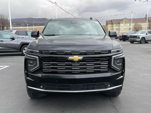 Black 2026 Chevrolet Suburban High Country