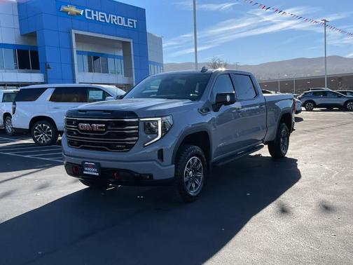 2025 GMC Sierra 1500 AT4
