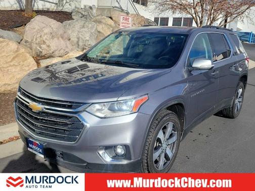 2021 Chevrolet Traverse LT Leather