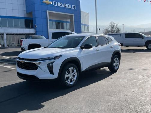 2026 Chevrolet Trax LS