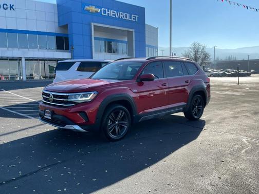 2022 Volkswagen Atlas 3.6L SE w/Technology