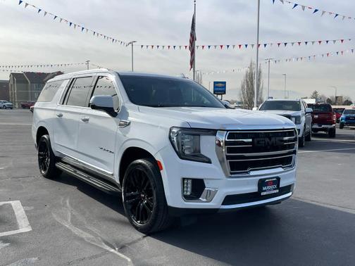 2021 GMC Yukon XL SLT