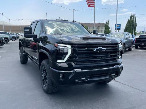 2025 Chevrolet Silverado 3500 High Country