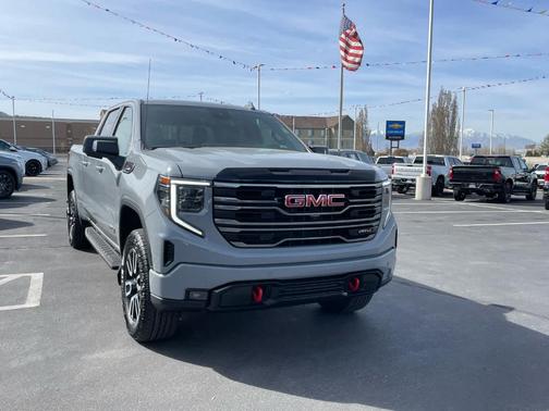 2025 GMC Sierra 1500 AT4