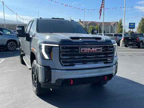 2025 GMC Sierra 3500 AT4