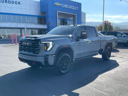 2025 GMC Sierra 3500 AT4