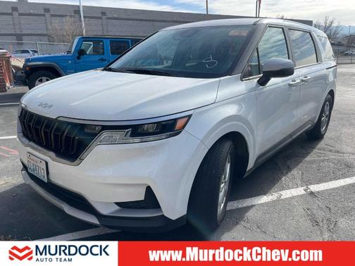 2024 Kia Carnival LX