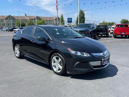 2018 Chevrolet Volt LT