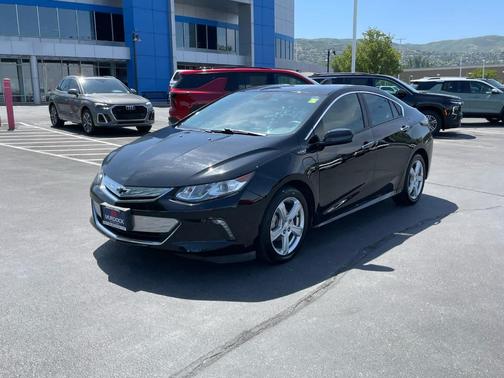 2018 Chevrolet Volt LT