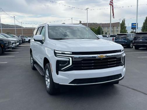 2025 Chevrolet Tahoe LS