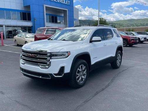 2020 GMC Acadia SLT