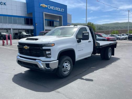 2025 Chevrolet Silverado 3500 WT