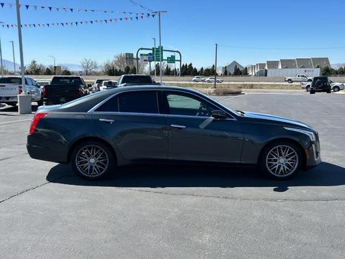 2016 Cadillac CTS 2.0L Turbo Luxury