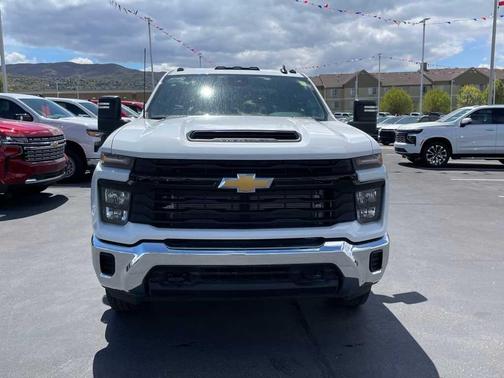 2025 Chevrolet Silverado 3500 WT