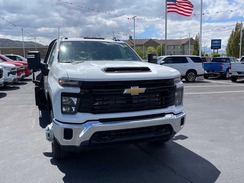 2025 Chevrolet Silverado 3500 WT