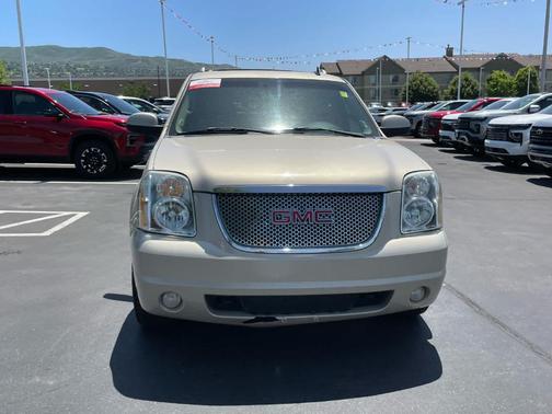 2008 GMC Yukon XL 1500 Denali