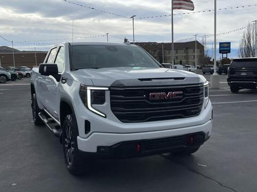 2022 GMC Sierra 1500 AT4