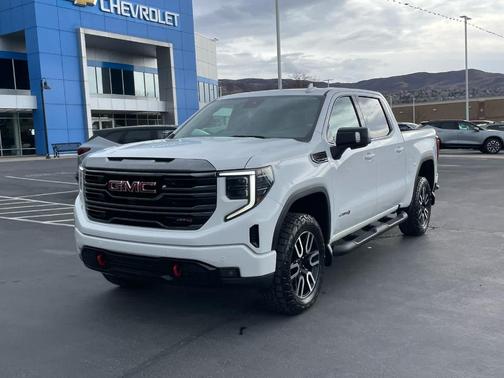 2022 GMC Sierra 1500 AT4