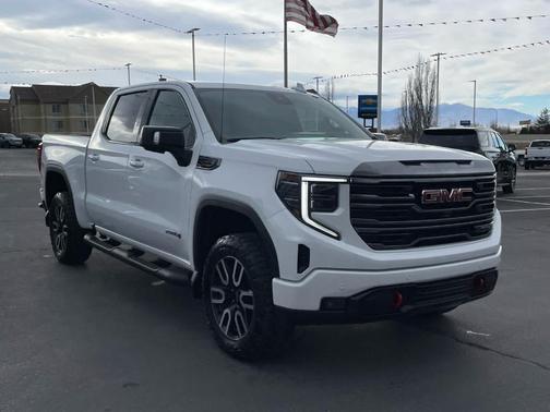 2022 GMC Sierra 1500 AT4