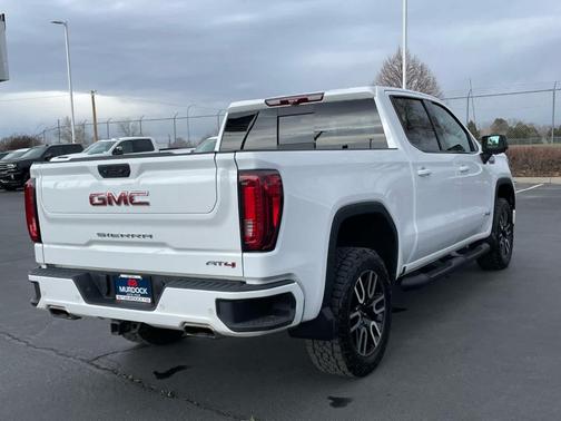 2022 GMC Sierra 1500 AT4