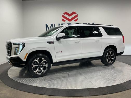 2025 GMC Yukon XL AT4