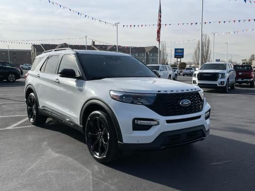 2021 Ford Explorer ST