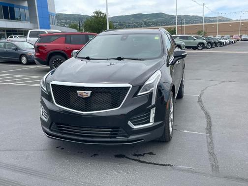 2020 Cadillac XT5 Sport