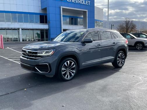 2022 Volkswagen Atlas Cross Sport 3.6L V6 SEL Premium R-Line