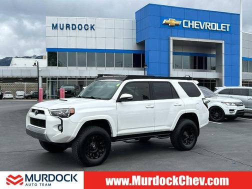 Super White 2016 Toyota 4Runner Limited