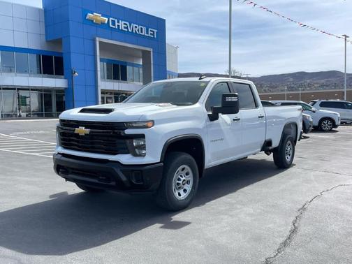 Summit White 2026 Chevrolet Silverado 3500 WT