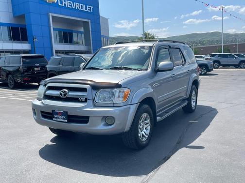 2005 Toyota Sequoia SR5
