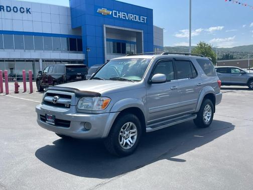 2005 Toyota Sequoia SR5