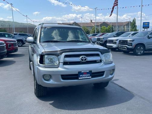 2005 Toyota Sequoia SR5