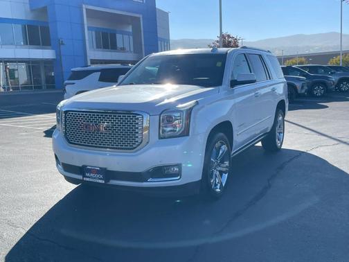 2017 GMC Yukon Denali