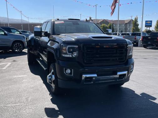 2017 GMC Sierra 3500 Denali