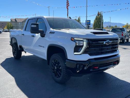 2026 Chevrolet Silverado 3500 LT