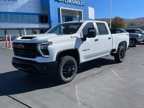 2026 Chevrolet Silverado 3500 LT