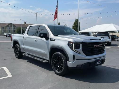 2022 GMC Sierra 1500 Elevation