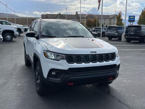 2025 Jeep Compass Trailhawk