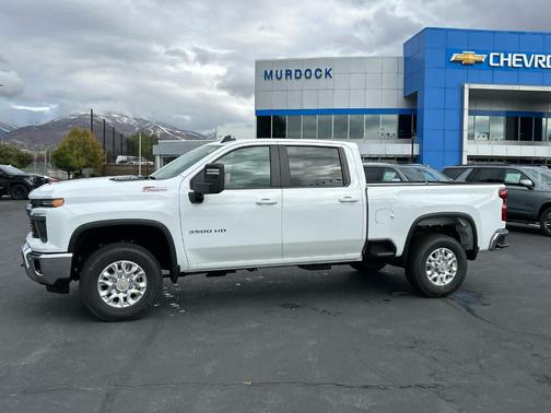 2026 Chevrolet Silverado 3500 LT