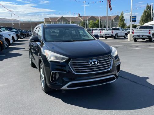 2017 Hyundai SANTA FE SE Ultimate