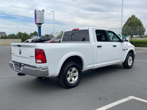 2017 RAM 1500 SLT