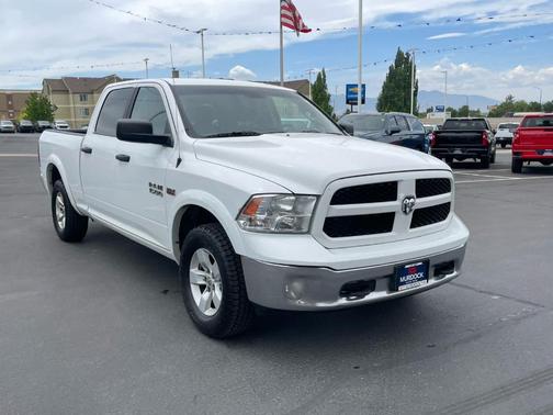 2017 RAM 1500 SLT
