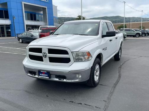 2017 RAM 1500 SLT